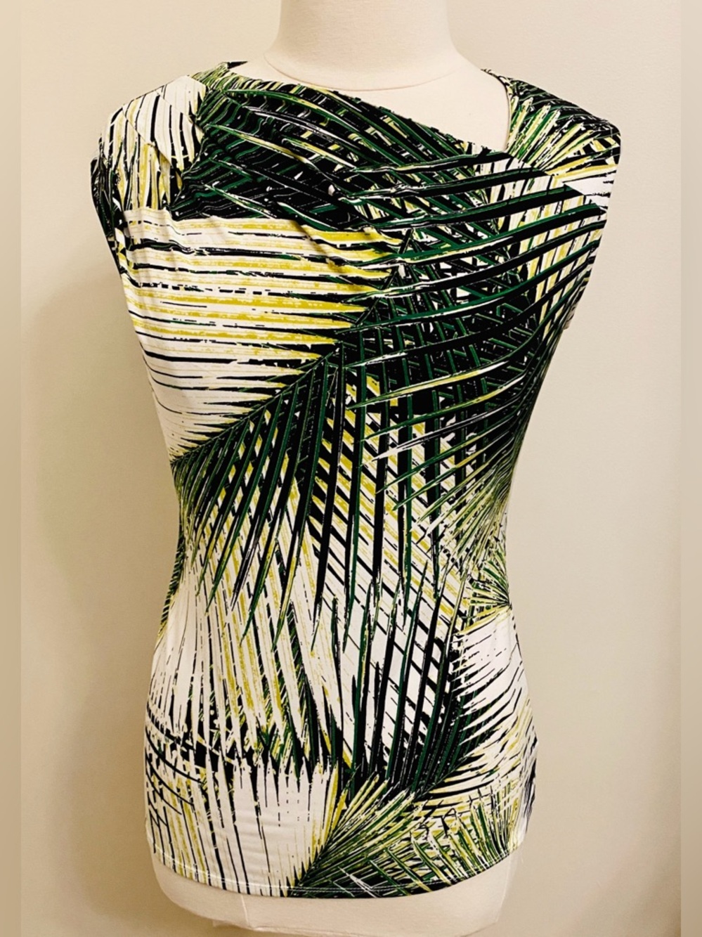 Worthington Green Black Tropical Leaf Print SZ M Office Siren Modern Career Top